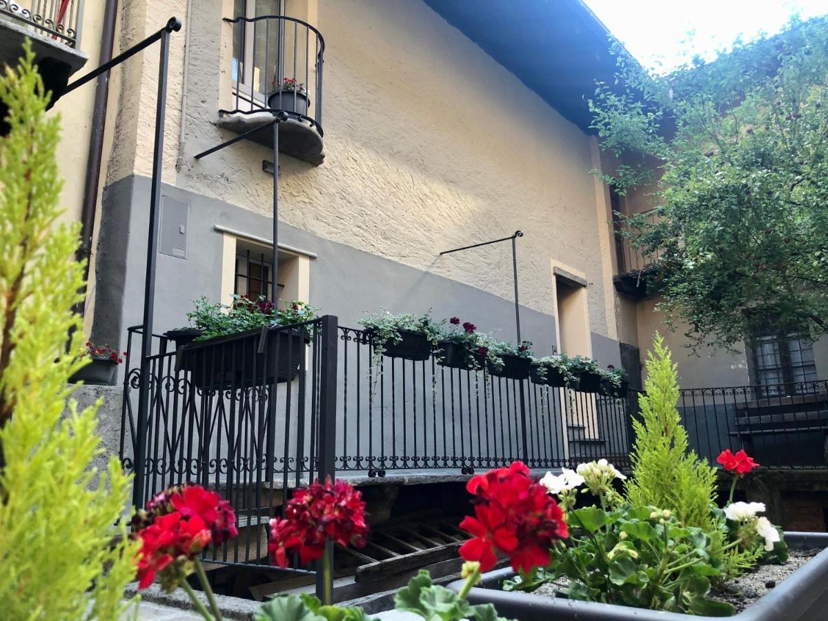 Domus Apartments Aosta Exterior photo